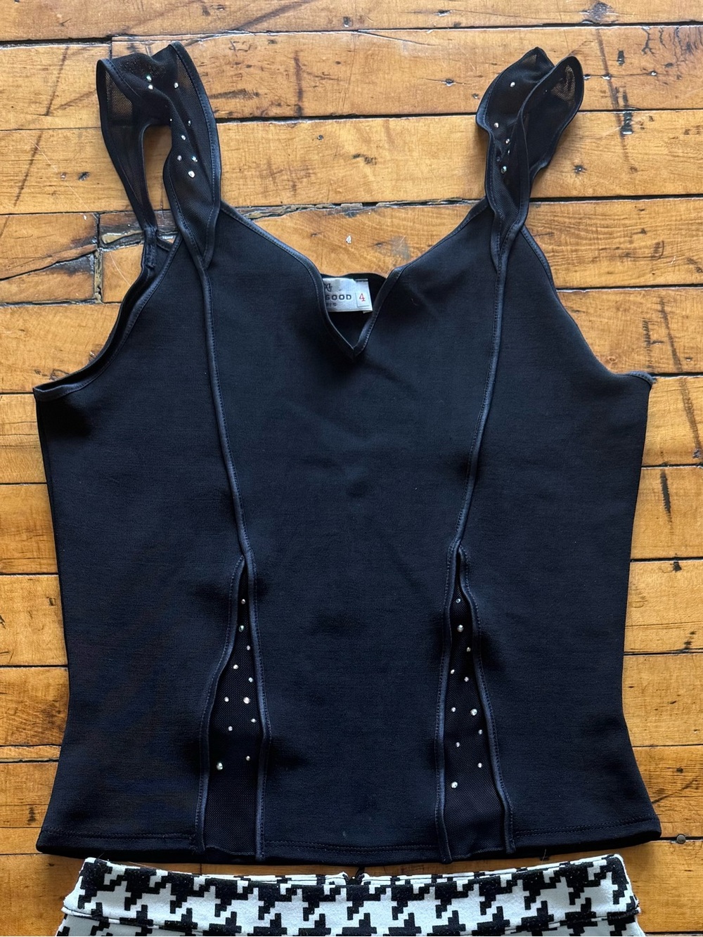 American Vintage Black Sleeveless Stud-Accent Pencil Top